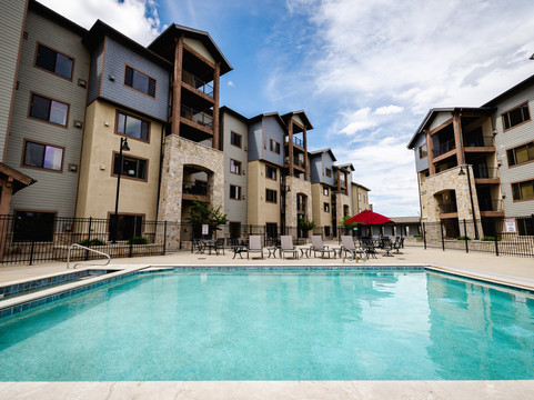 峡谷村西尔维拉多旅馆来自Park City主图