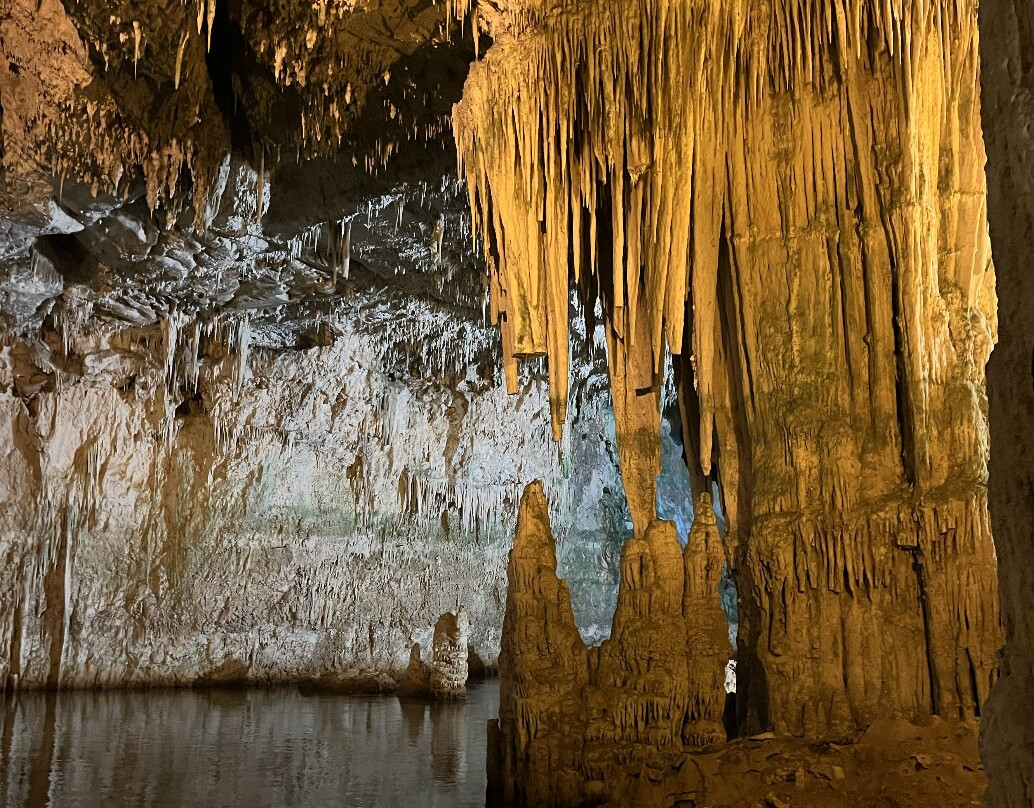 Grotta di Bossea景点图片