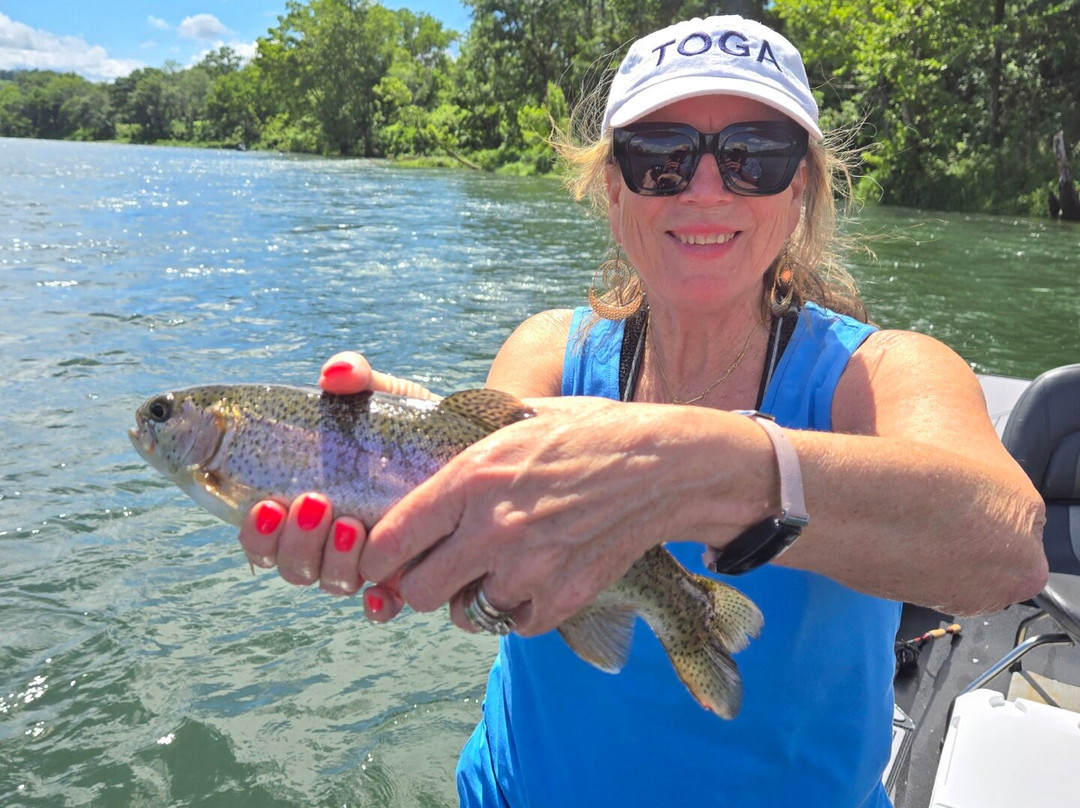 Cotter Trout Dock Guided Trout Fishing Tours景点图片