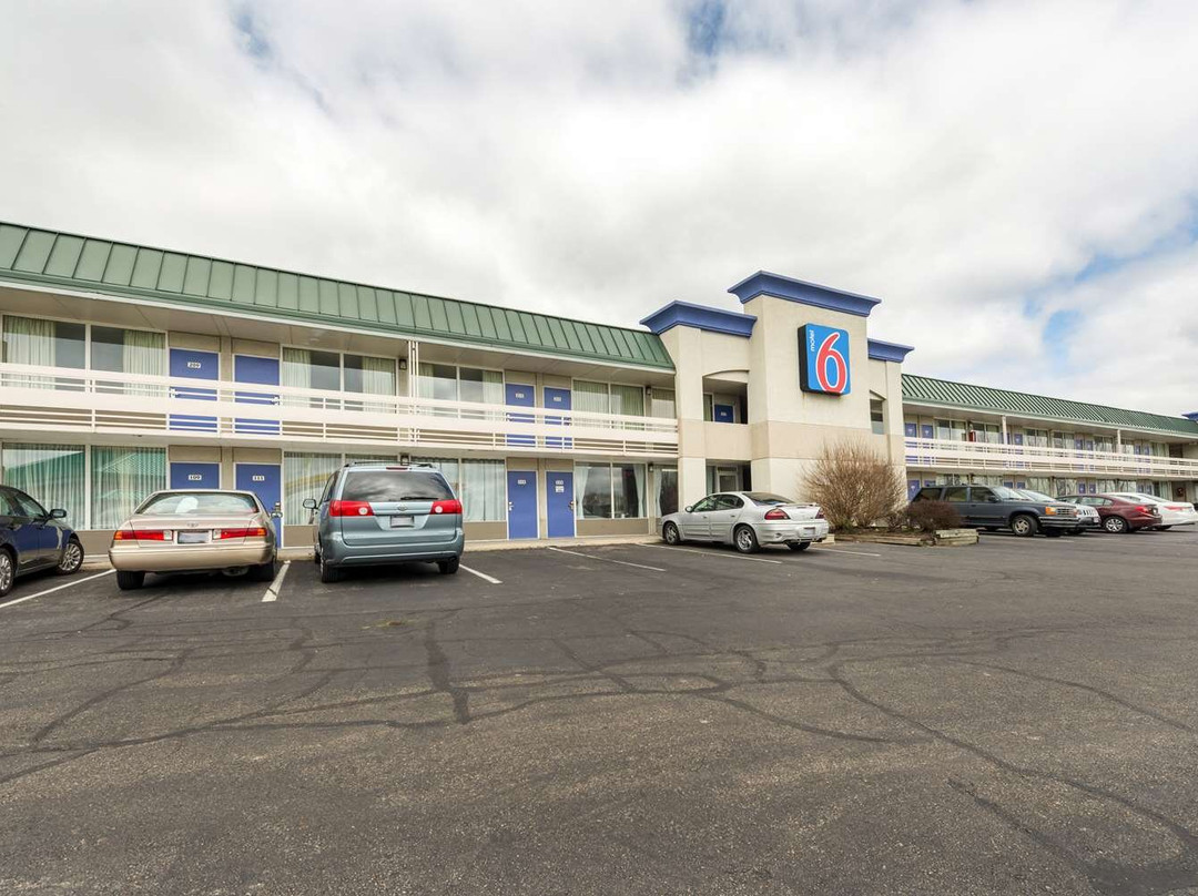 Motel 6 Troy