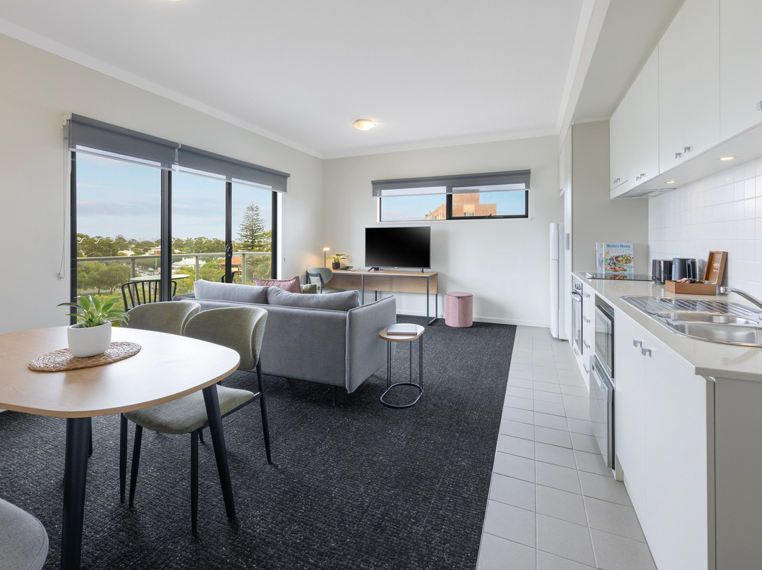 Quest on Rheola主图