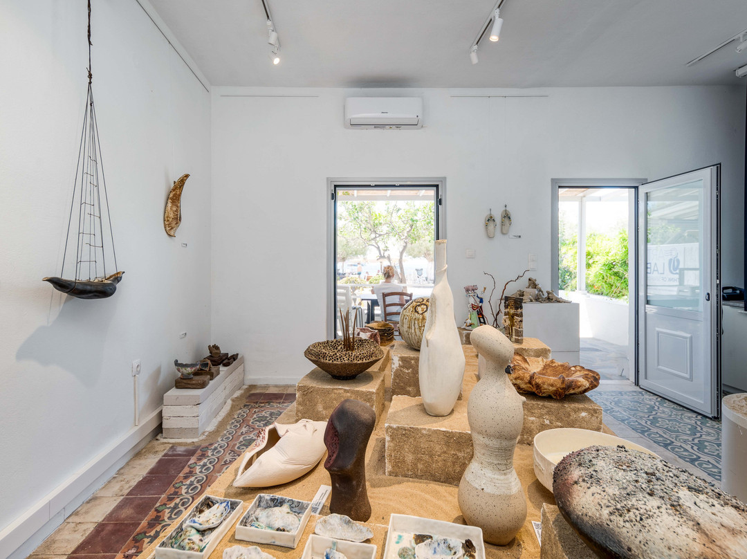 Art Lab Think Of Serifos-Livadi必去景点