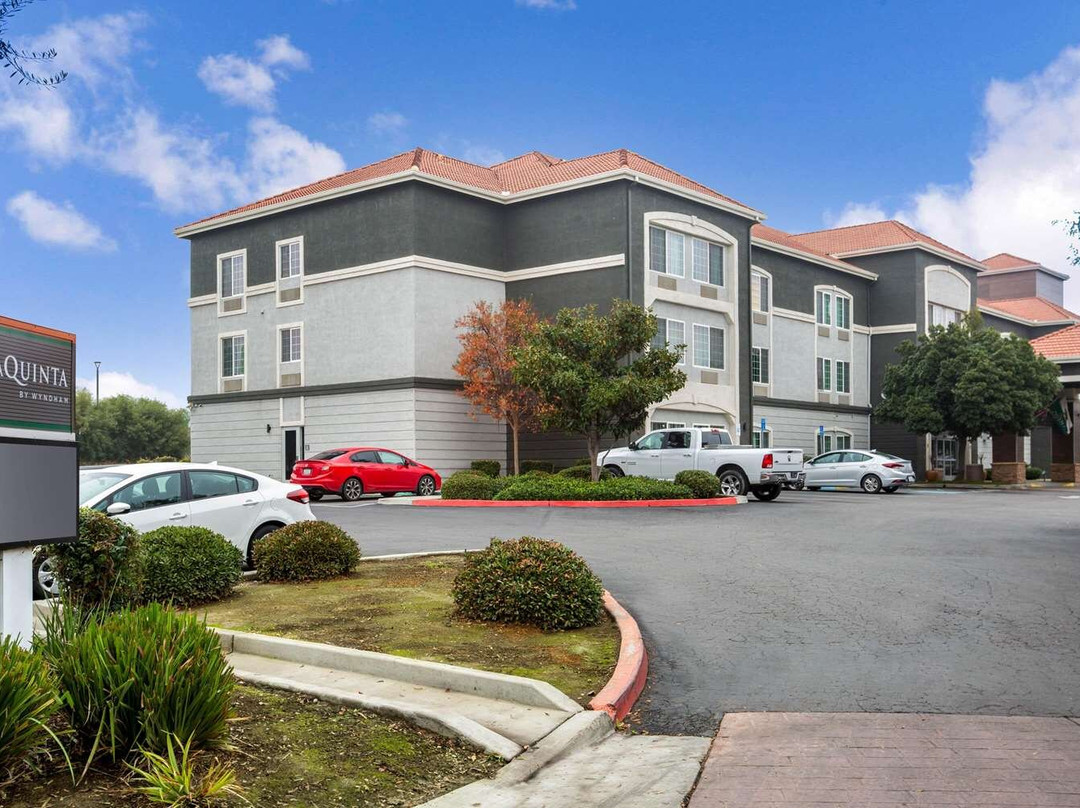 La Quinta Inn & Suites by Wyndham Visalia/Sequoia Gateway