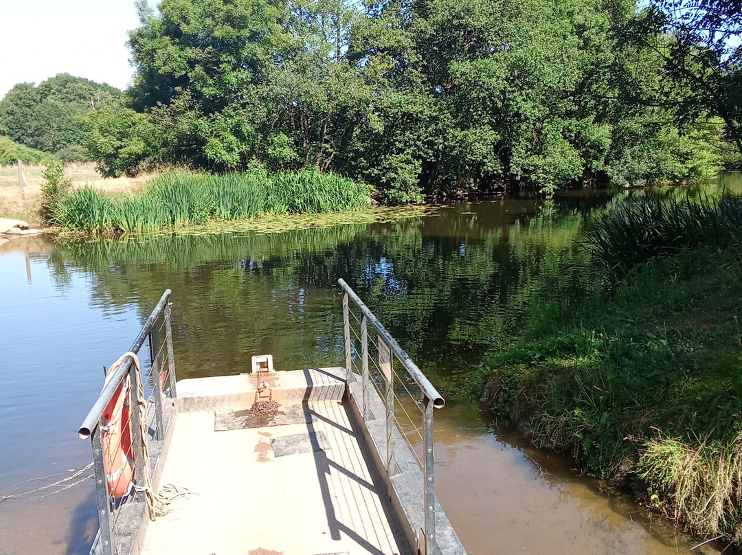 EcoMobile Loisirs-Saint-Malo-du-Bois必去景点