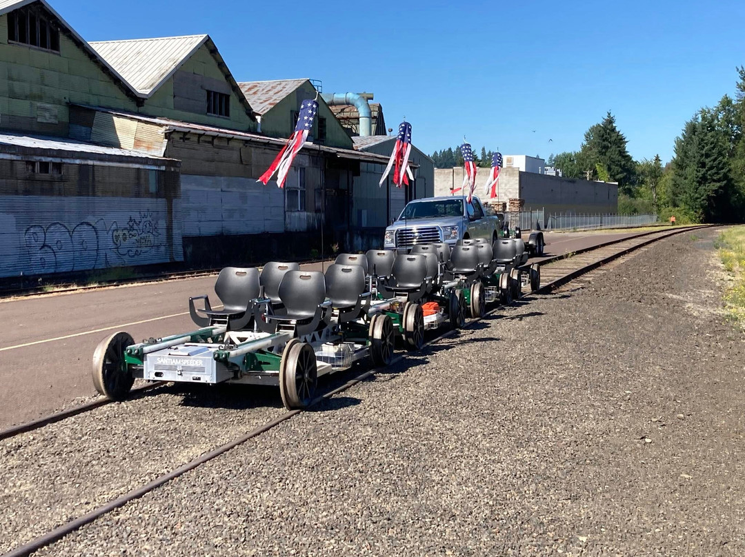 Santiam Excursions-Lebanon必去景点