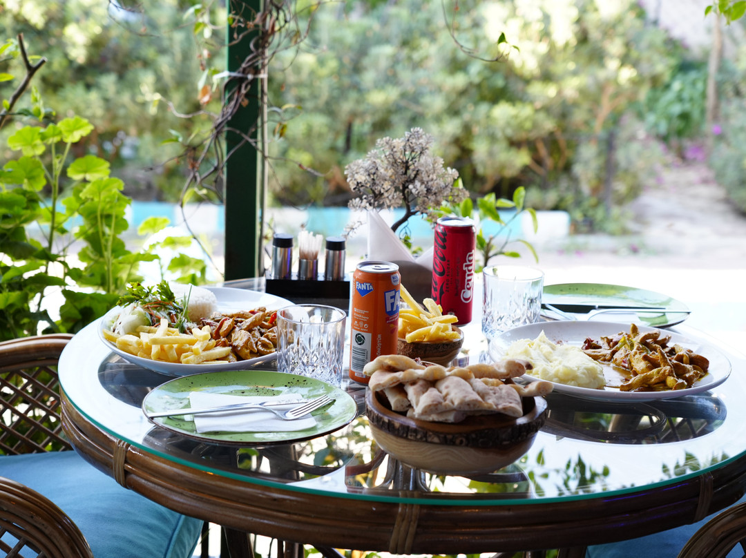 Işıl Garden Cafe Restaurant & Turkish Cuisine