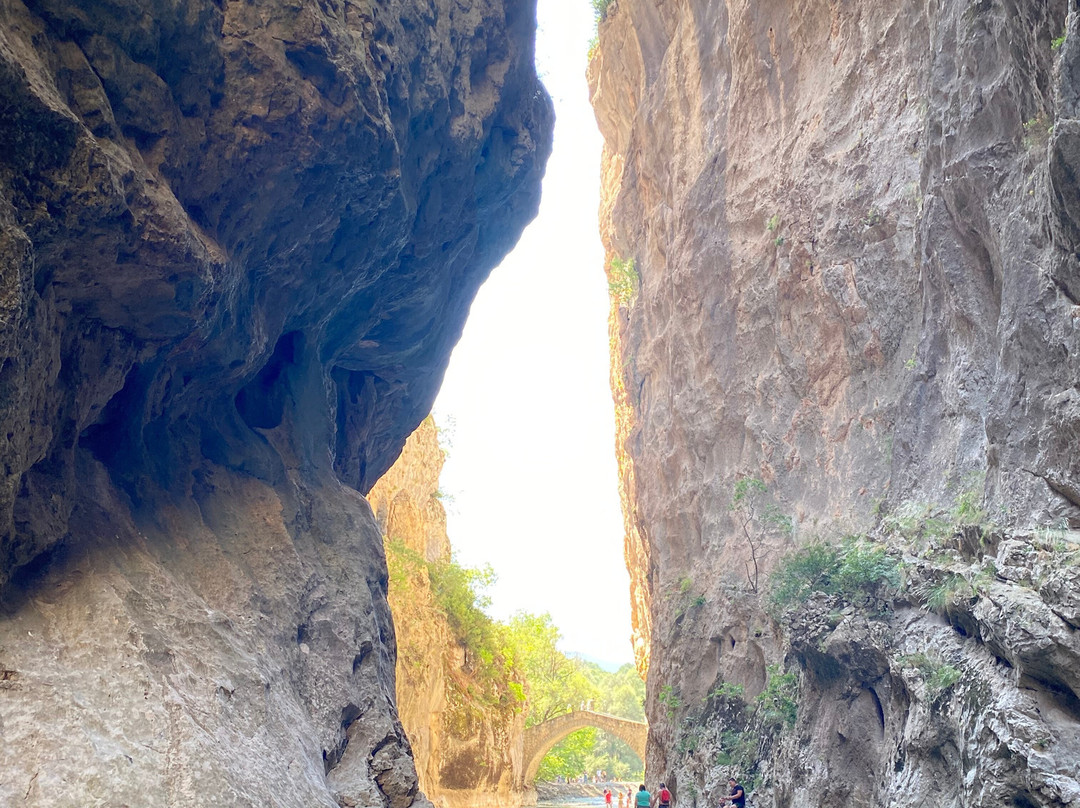 Overland-格雷韦纳必去景点
