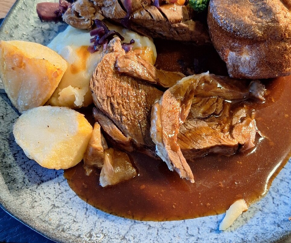 十字狐狸酒吧烧烤屋酒店主图