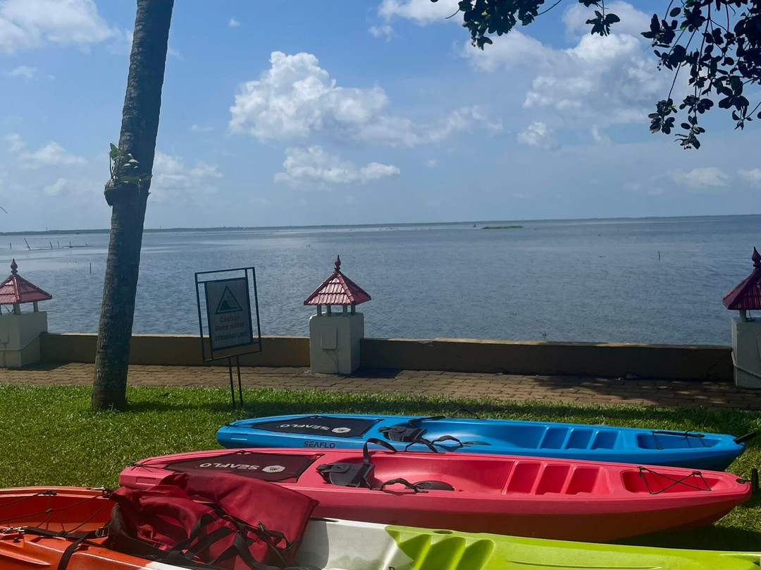 伊纳湖度假村主图