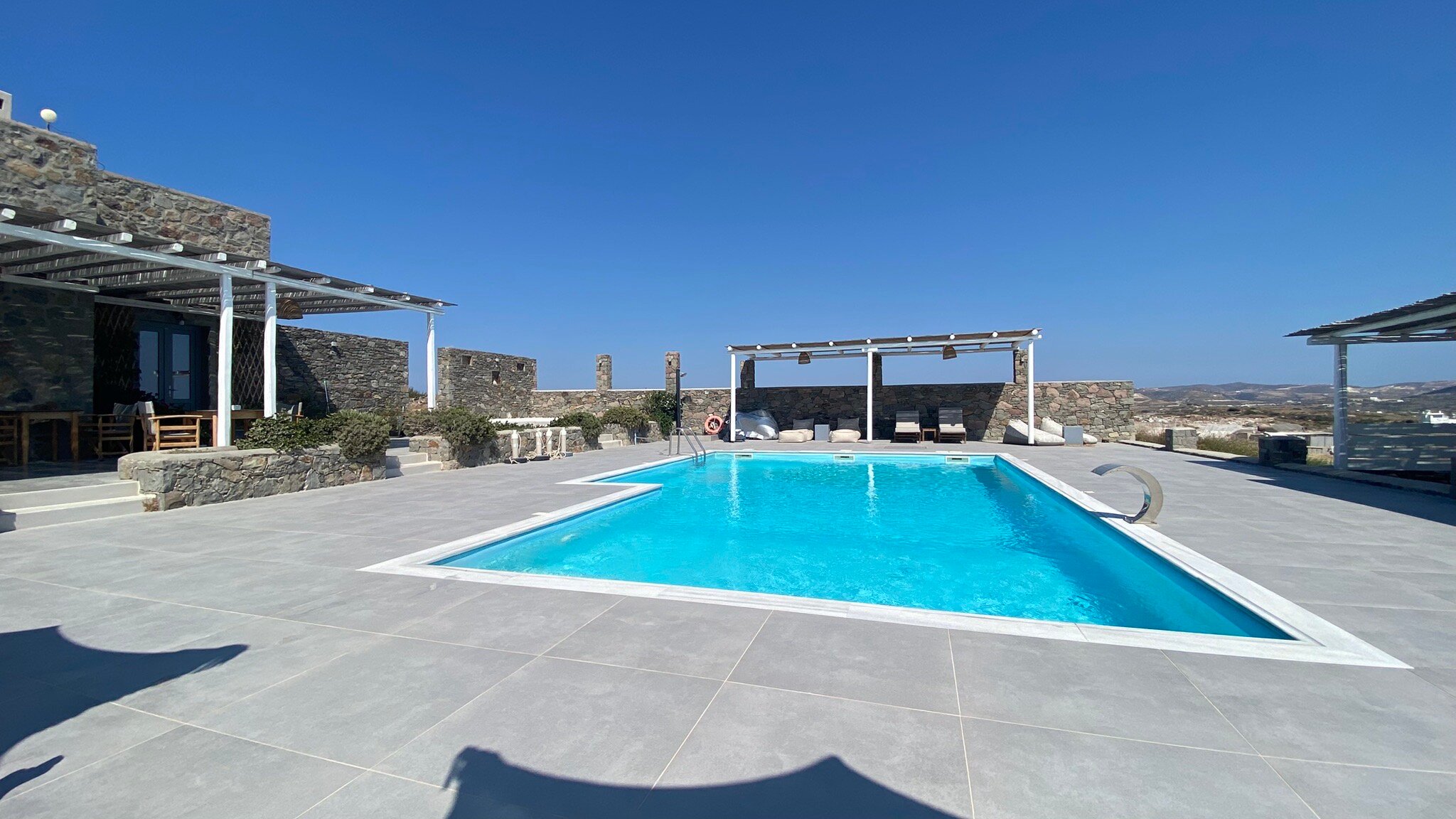 Lithos Luxury Rooms-官方