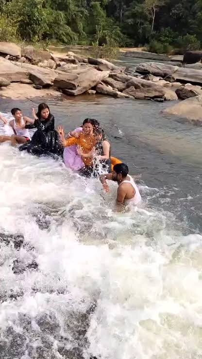 Bamangora Waterfall (Picnic Spot)-Dhanbad必去景点