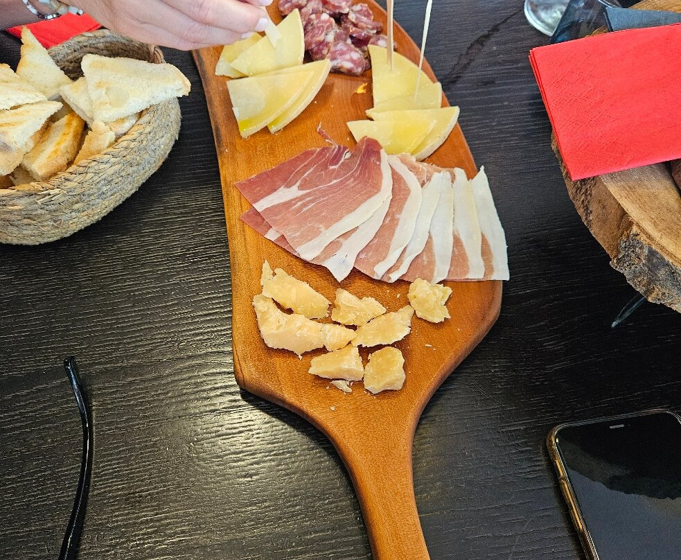 Food & Wine station Trapan-普拉必去景点