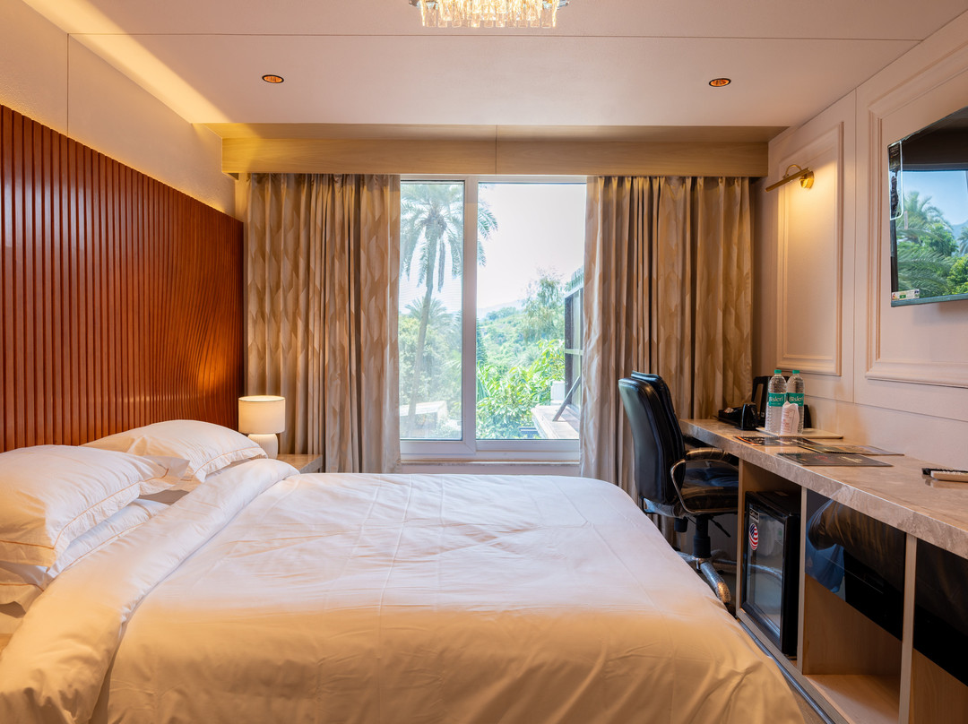 Chacha Inn The Garden Retreat主图