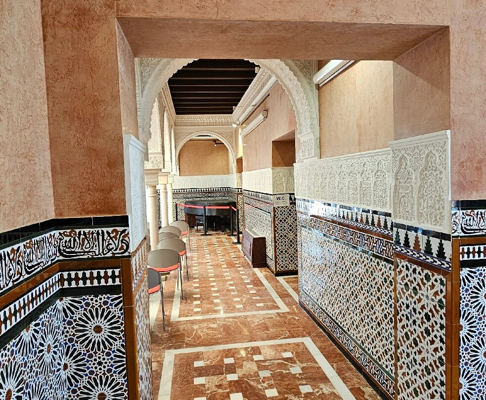 Castillo de El-Bil-Bil-班纳玛德纳必去景点