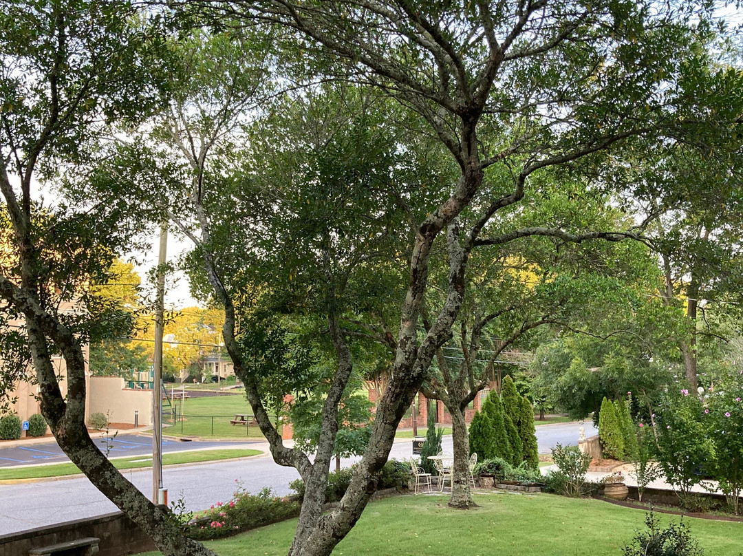 Heritage House Lodging & Events主图