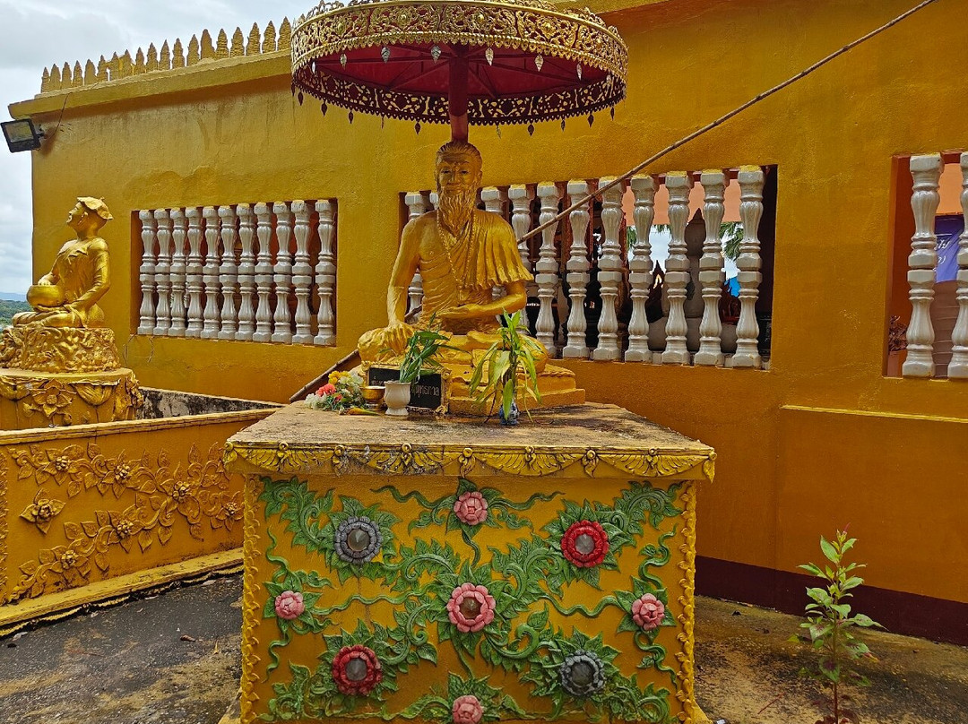Wat Phrathat Chom Sak-清莱必去景点