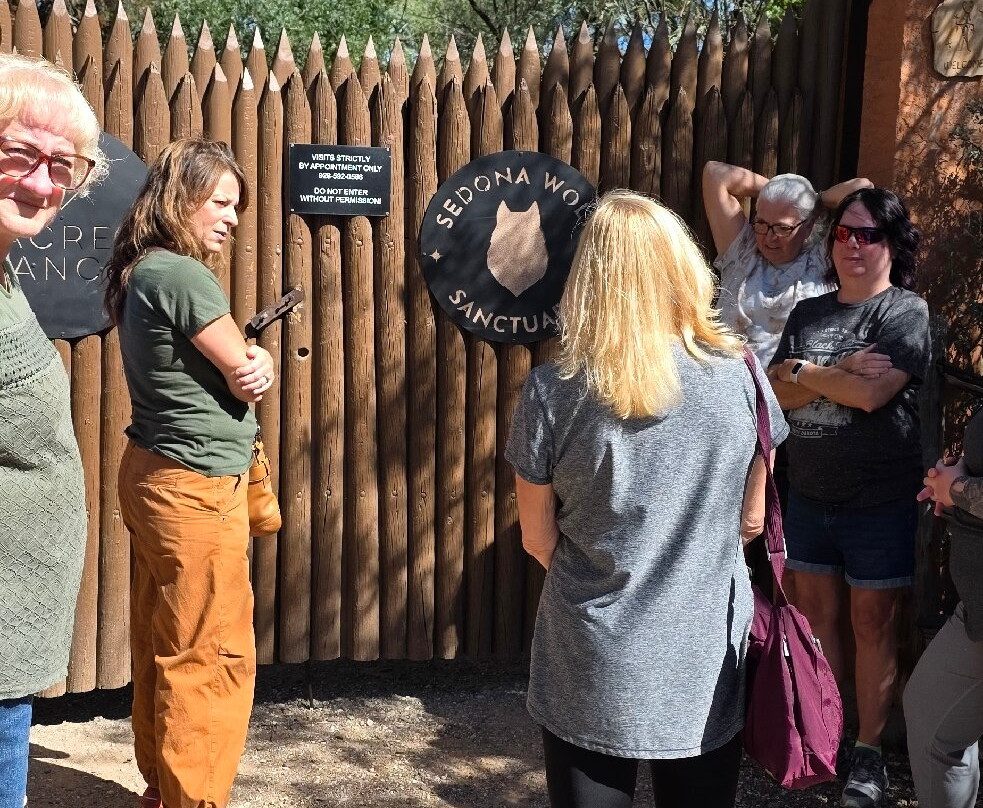 Sedona Wolf Sanctuary-Rimrock必去景点