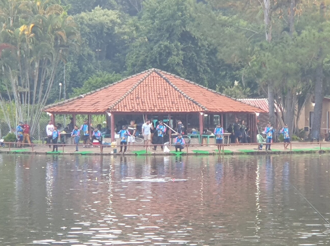Clube de Pesca Lago Verde-戈亚尼亚必去景点