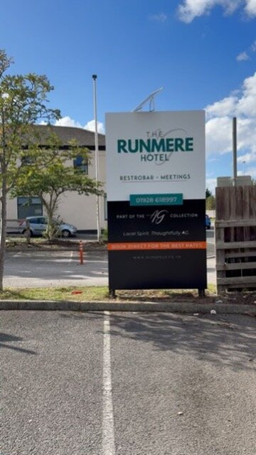 钟楼朗科恩酒店主图