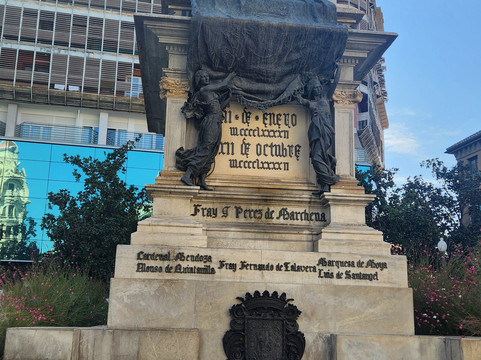 Walk In Granada-格拉纳达必去景点