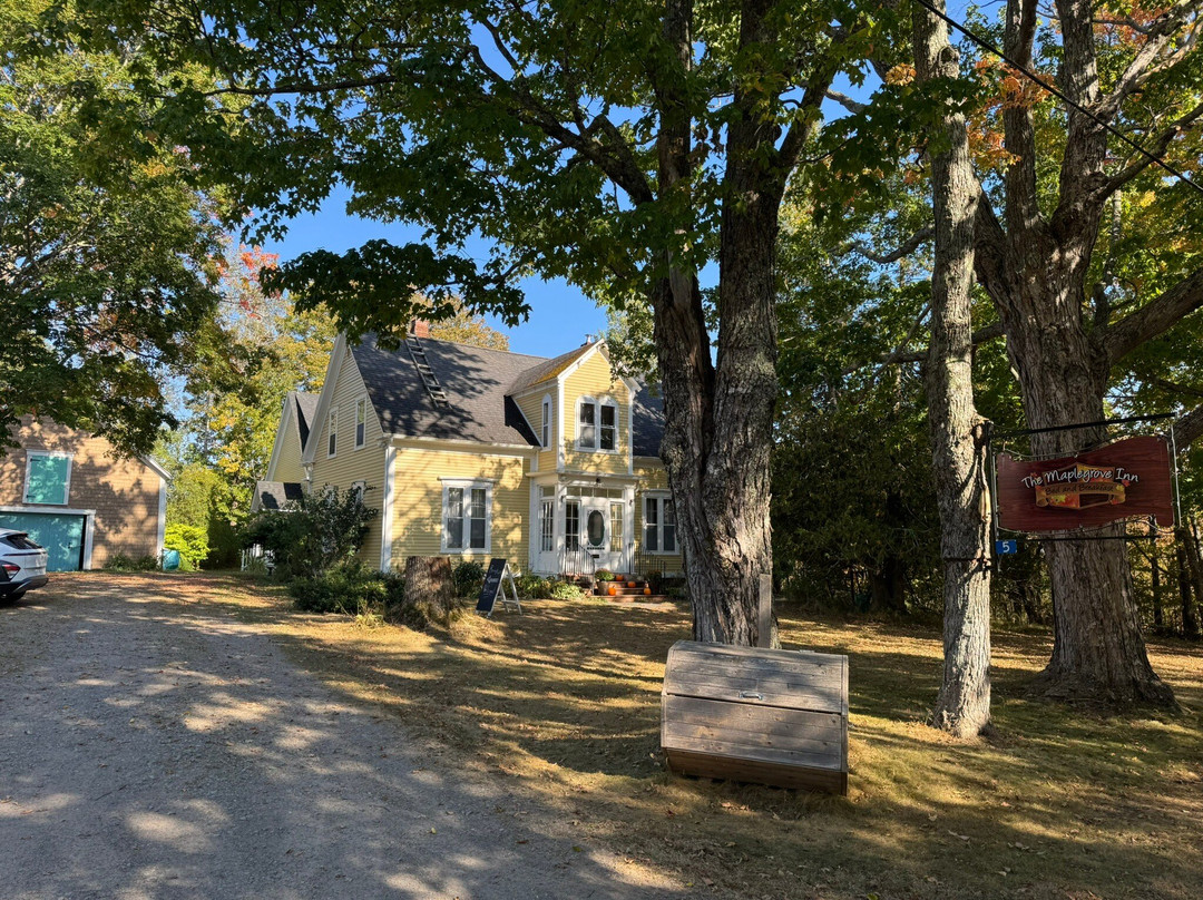 The Maplegrove Inn主图