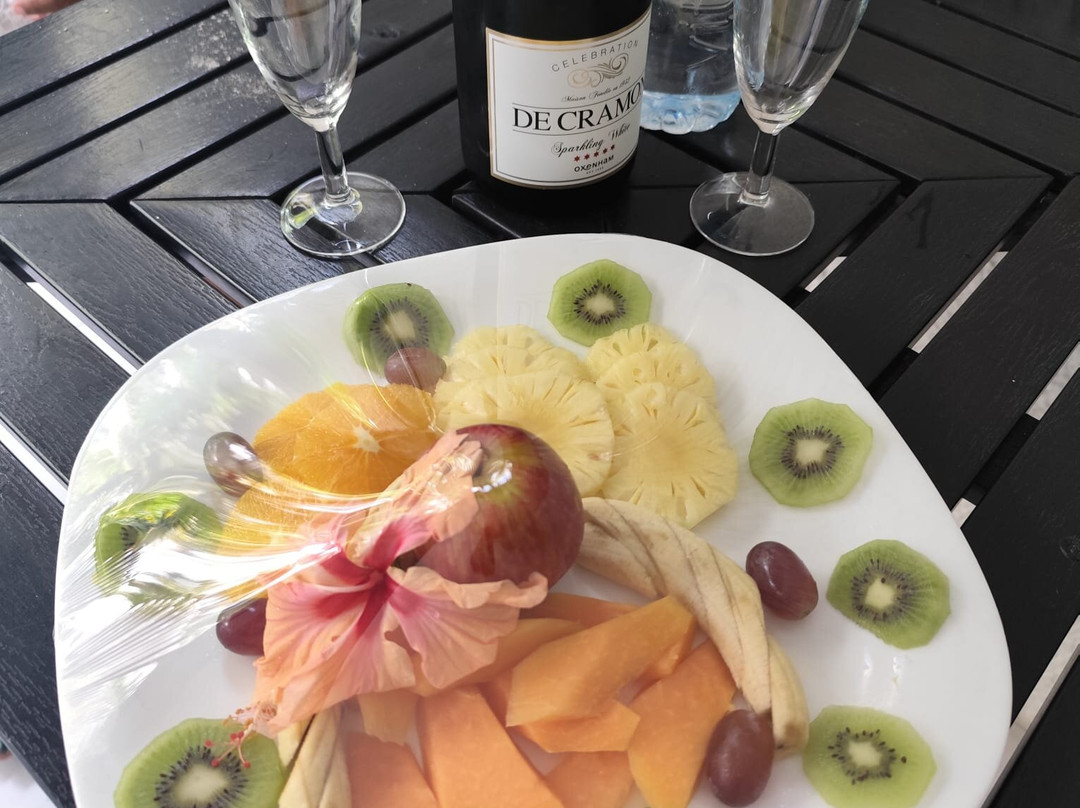 碧海蓝天大酒店主图