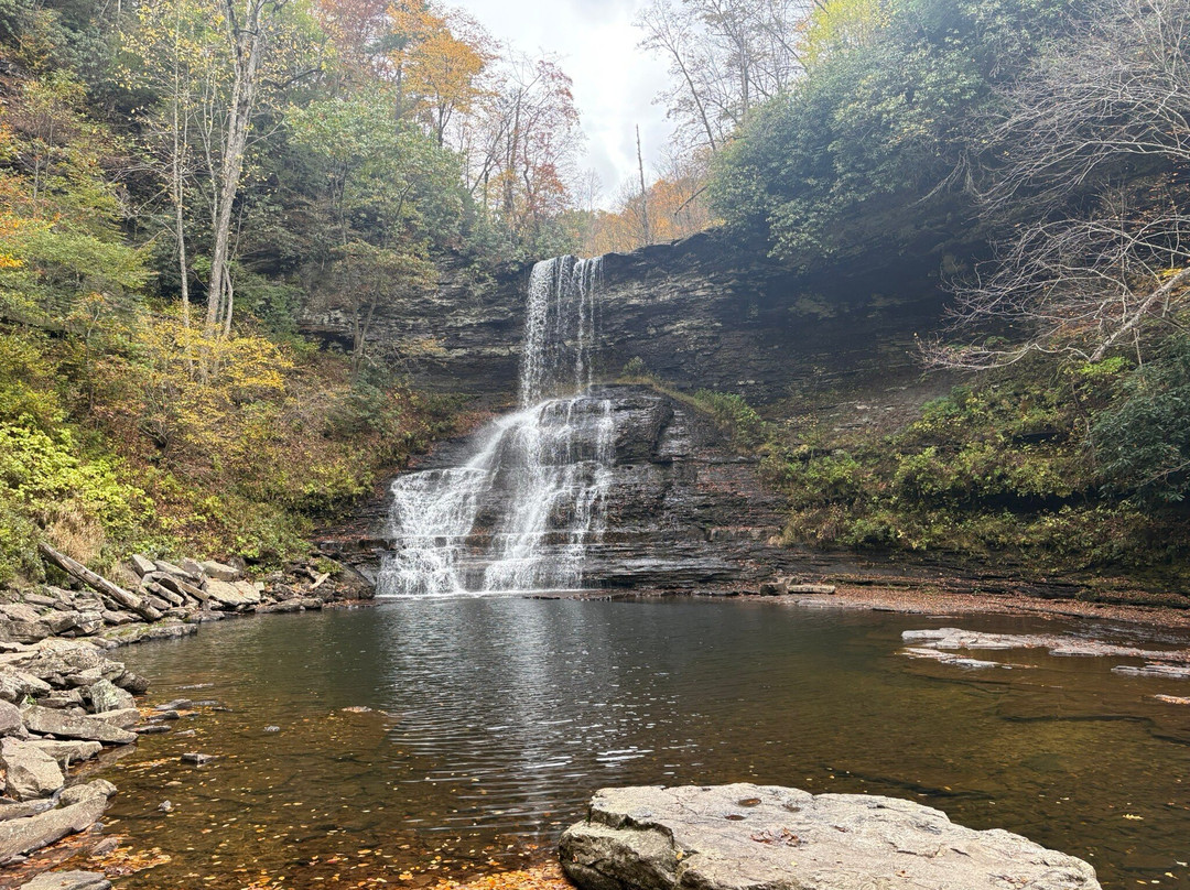 Cascades National Recreation Trail-Pembroke必去景点