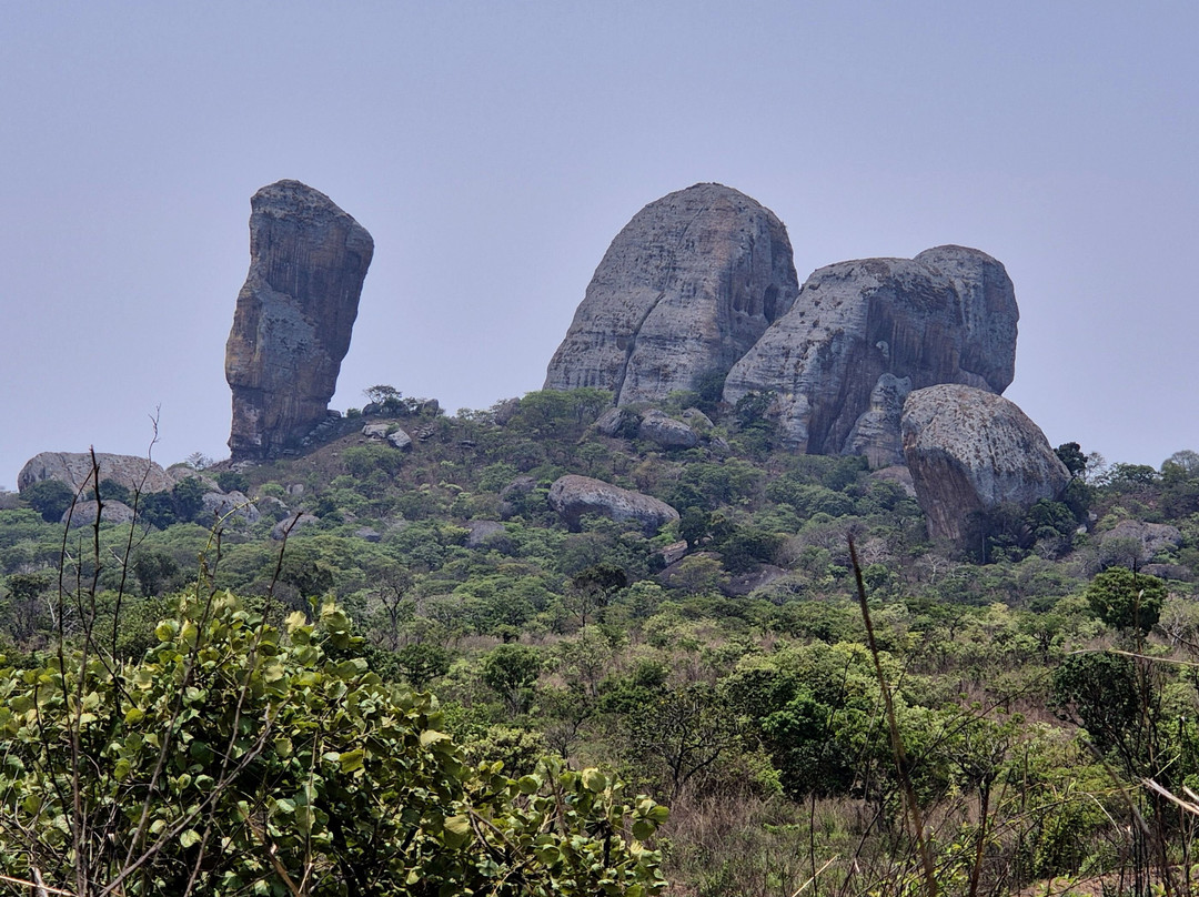 Black Rocks-Malanje必去景点