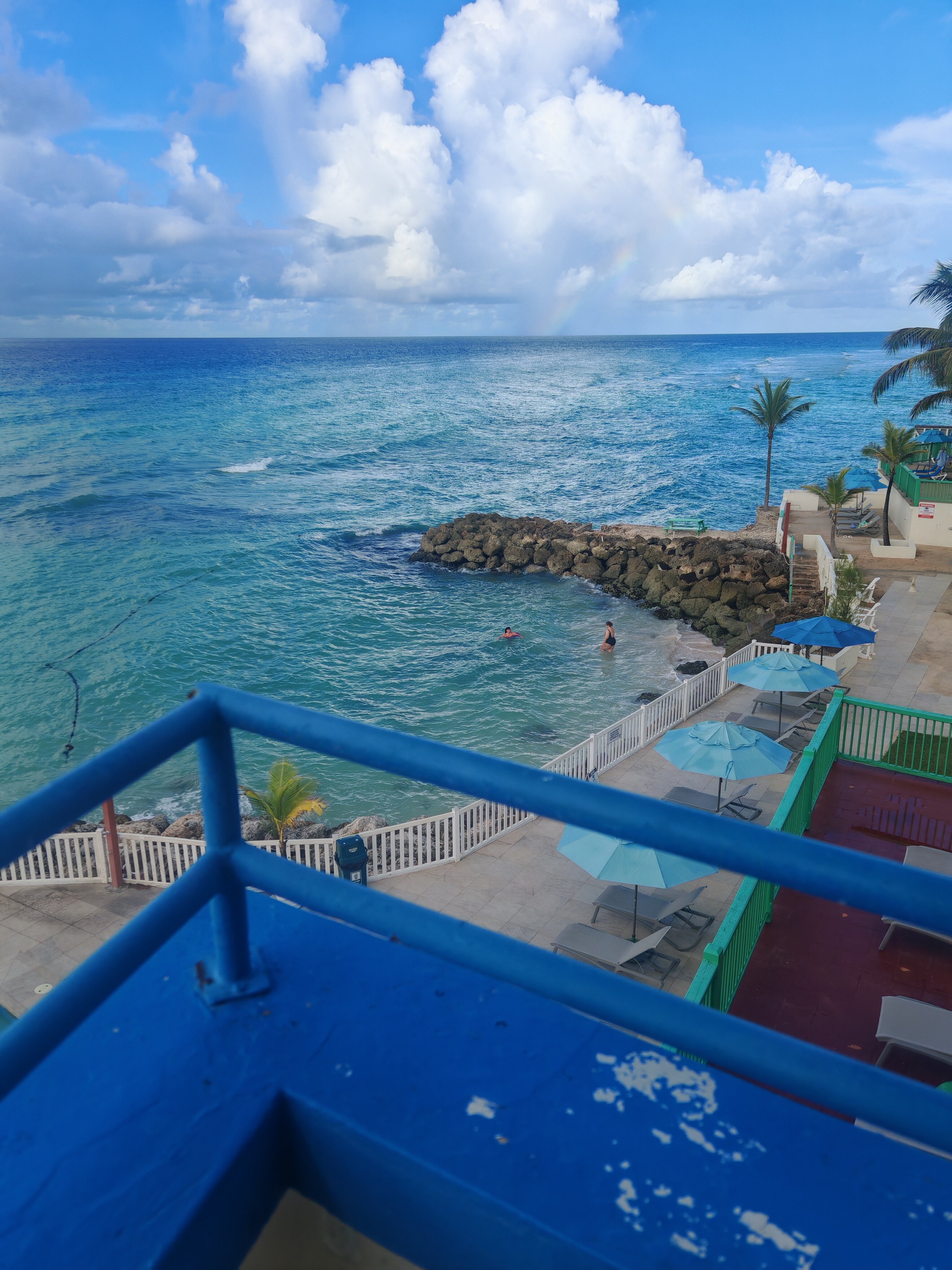 罗斯特热瓦酒店-官方