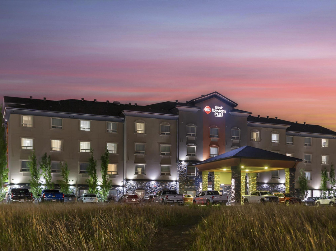 Best Western Plus Sherwood Park Inn & Suites