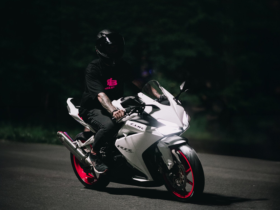 Motorcycle Rental Bali  by RedGecko Bikes-Pemecutan Klod必去景点