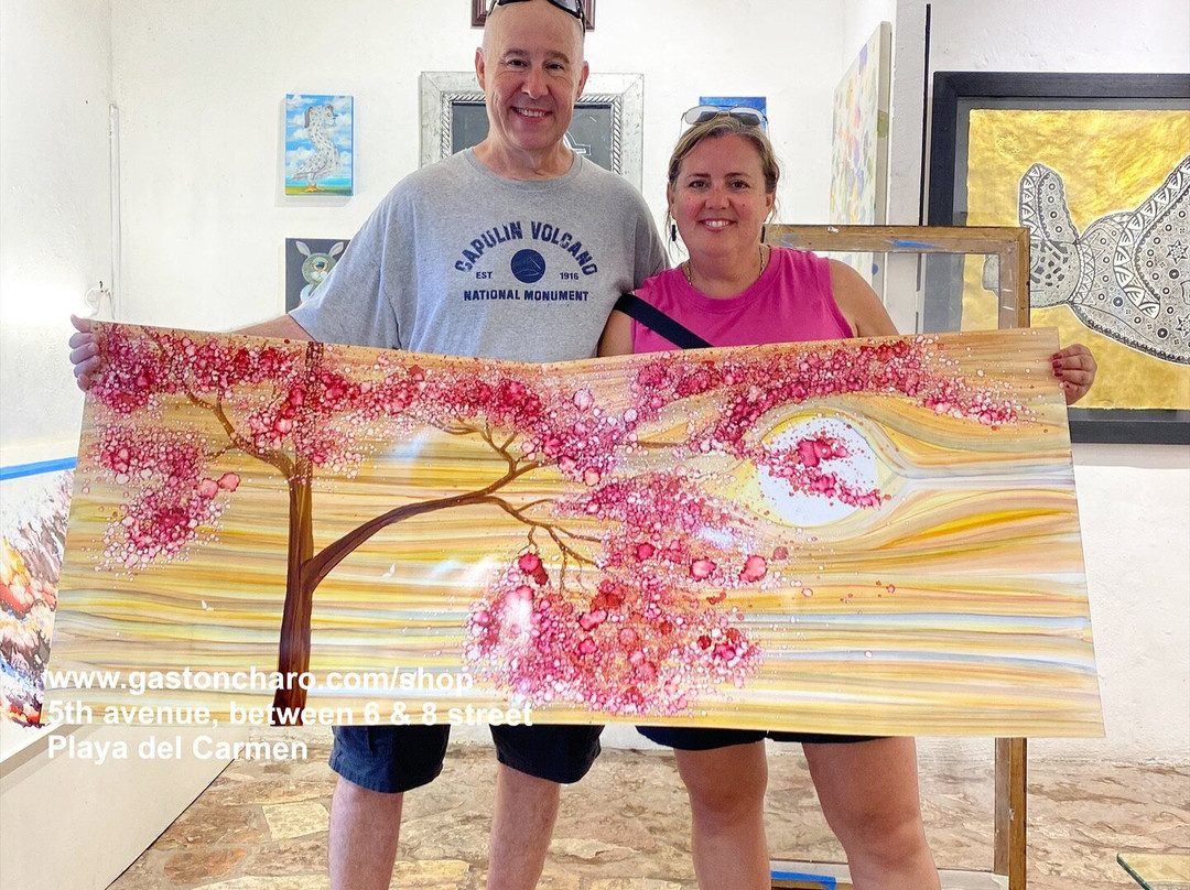 Gastón Charó-普拉亚德尔卡曼必去景点