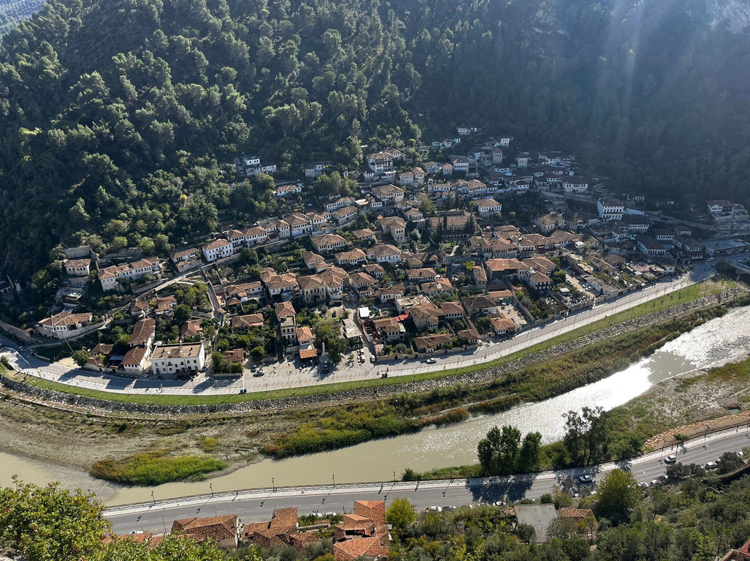 Quarter Of Gorica-培拉特必去景点