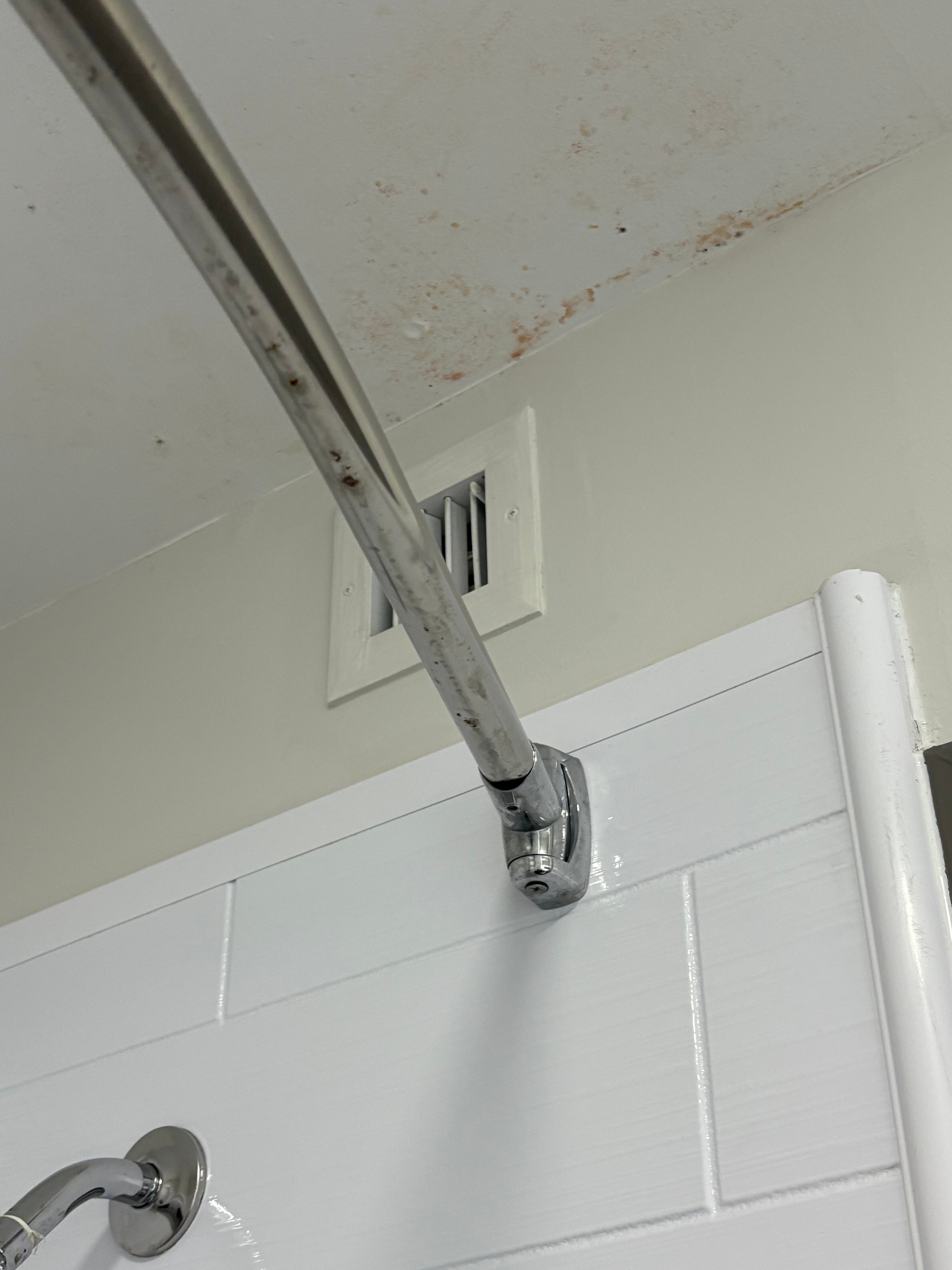 日内瓦湖畔华美达酒店-客卧