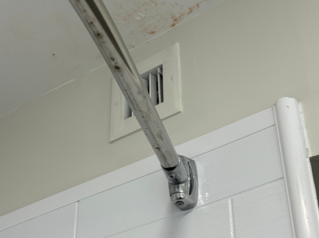 日内瓦湖畔华美达酒店主图