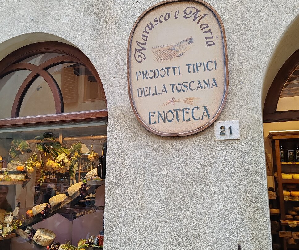 Marusco e Maria Enoteca-皮恩扎必去景点