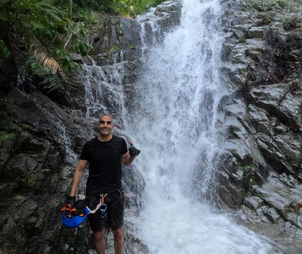 Canyons PV-瓦拉塔港必去景点