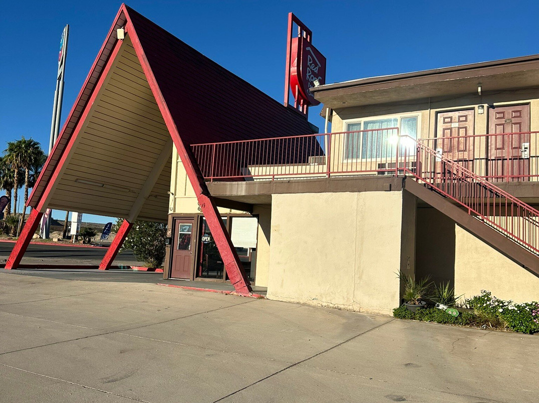 Red Roof Inn Needles主图