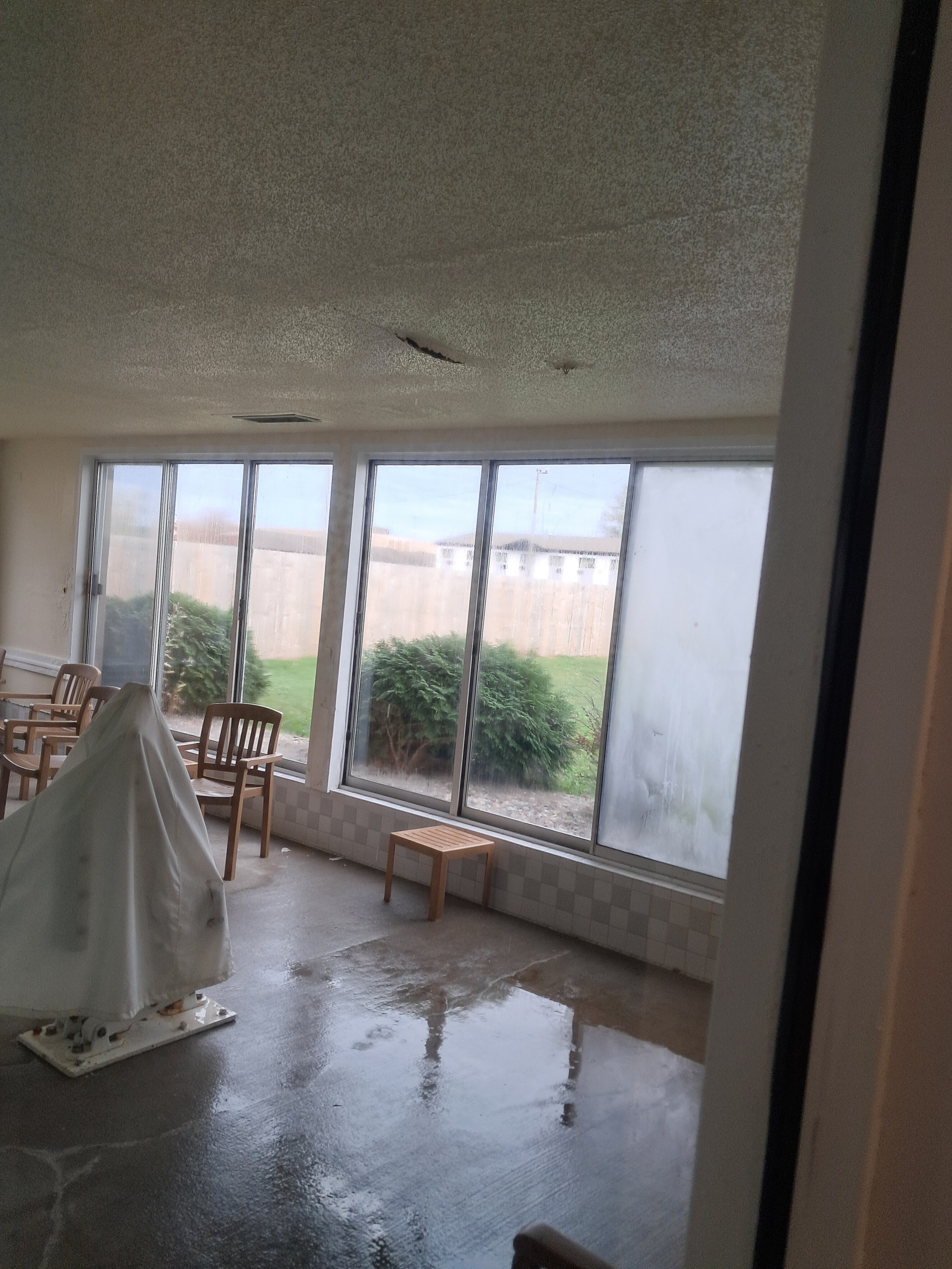 Best Western Airport Inn-泳池