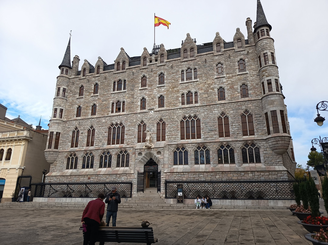 Palacio de los Guzmanes-莱昂必去景点