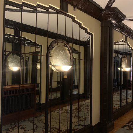 和平饭店-上海市必去景点