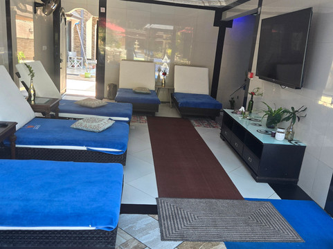 Blue Rawal Tourist Residence