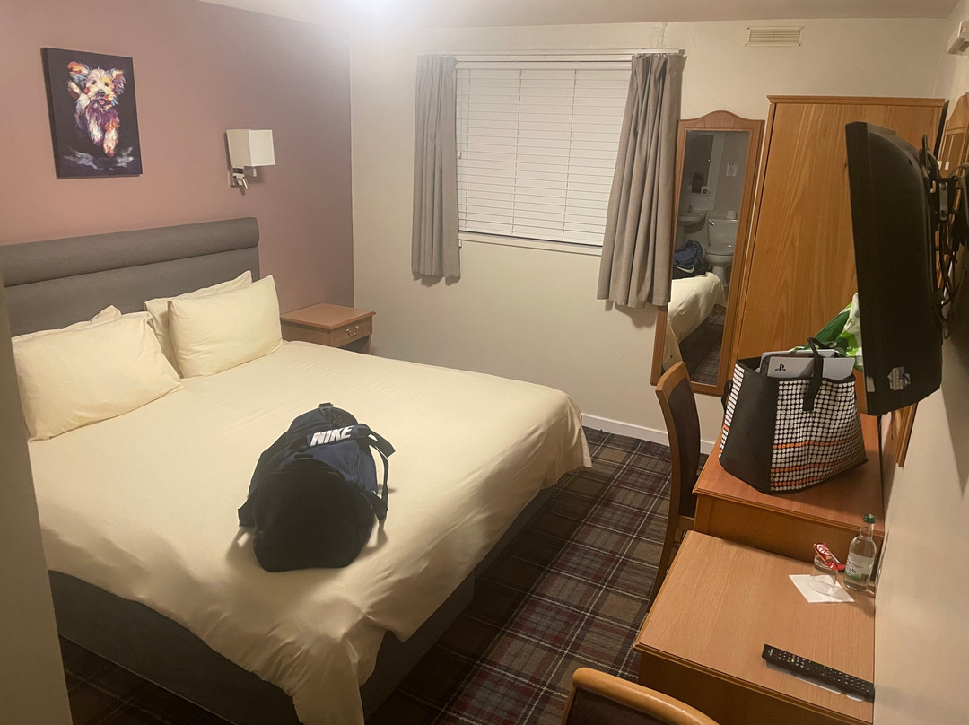 卡斯尔敦酒店（原圣克莱尔纹章酒店）