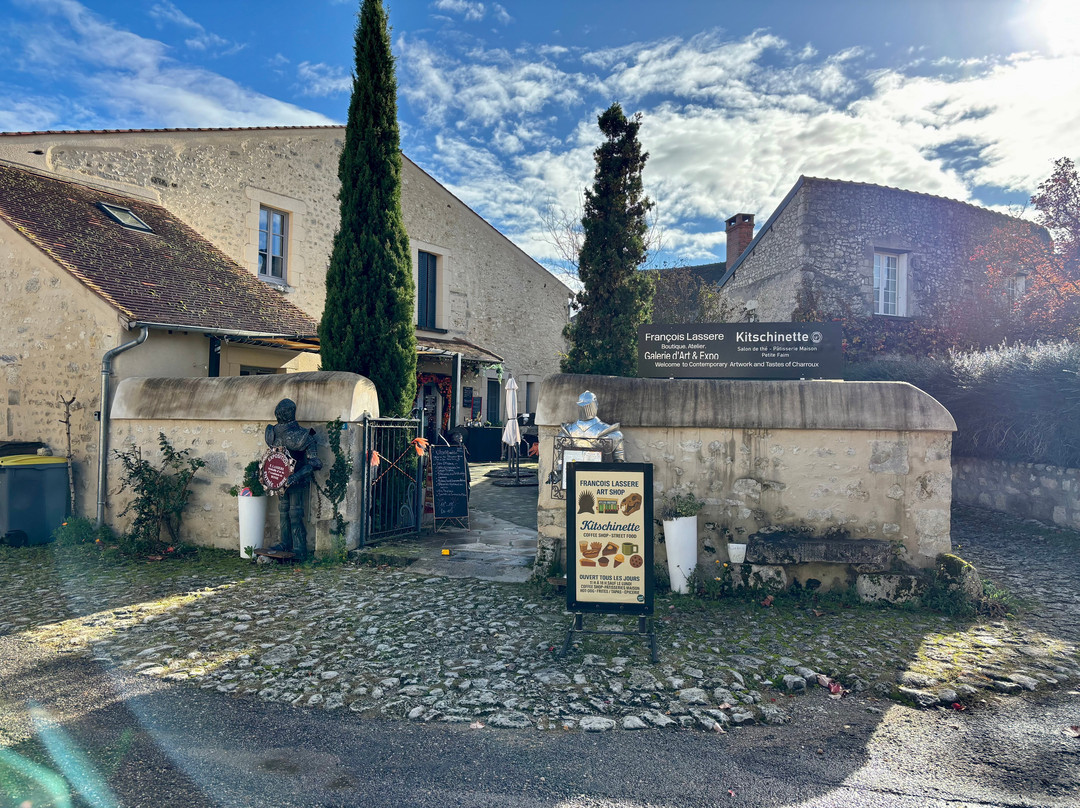 Atelier Galerie espace François LASSERE-Charroux必去景点