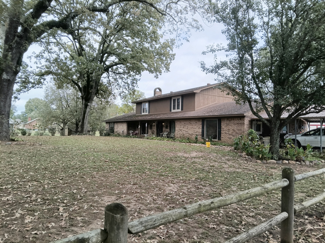 Diamond Oaks Inn Bed and Breakfast主图