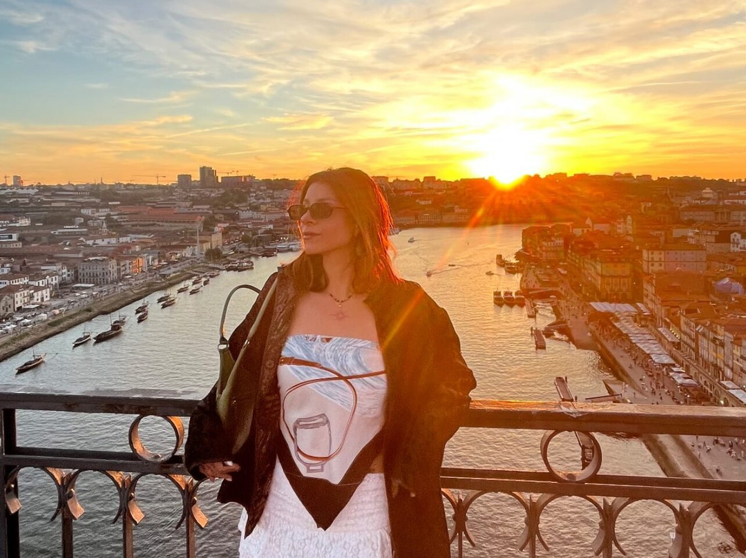 RE-LOVE CAMPAIGN showroom-La California必去景点