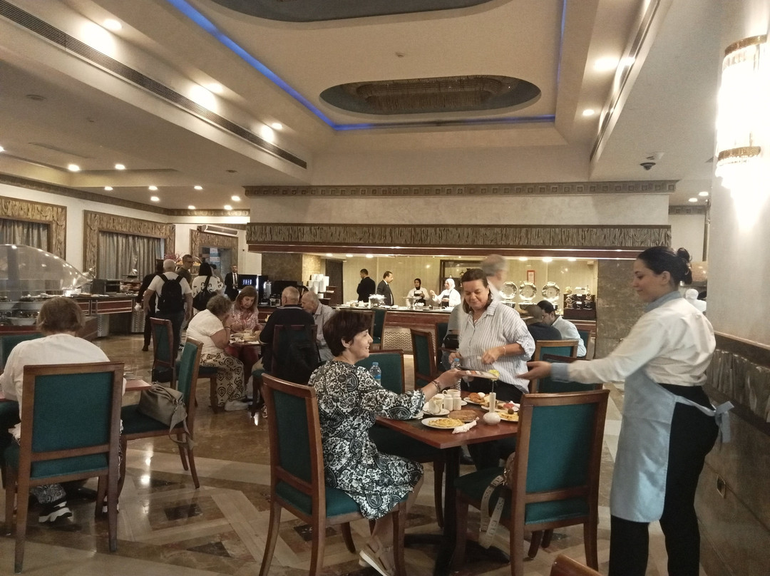 Triumph Plaza Hotel主图