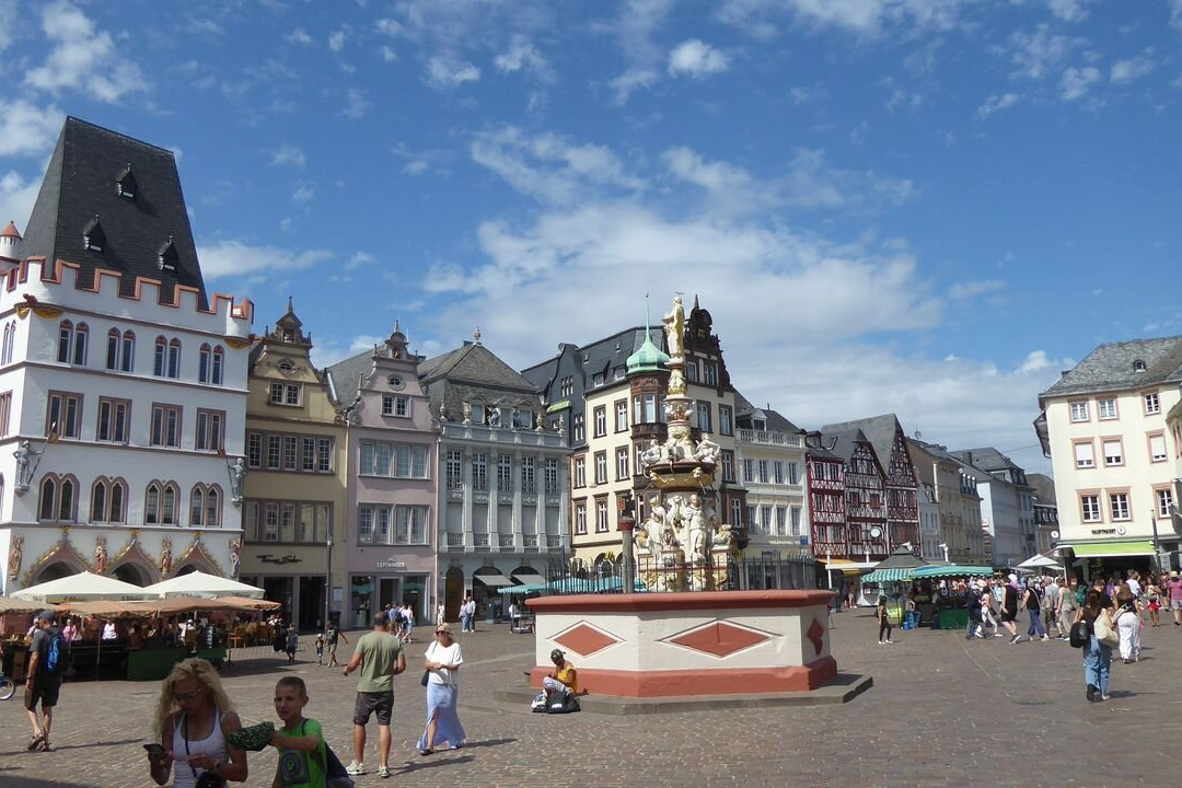 Petrusbrunnen-特里尔必去景点