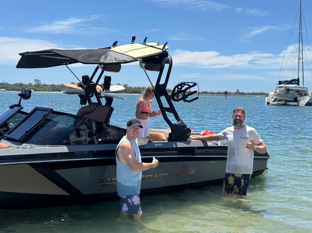 Gold Coast Wake Boat Adventures-拉布拉多必去景点