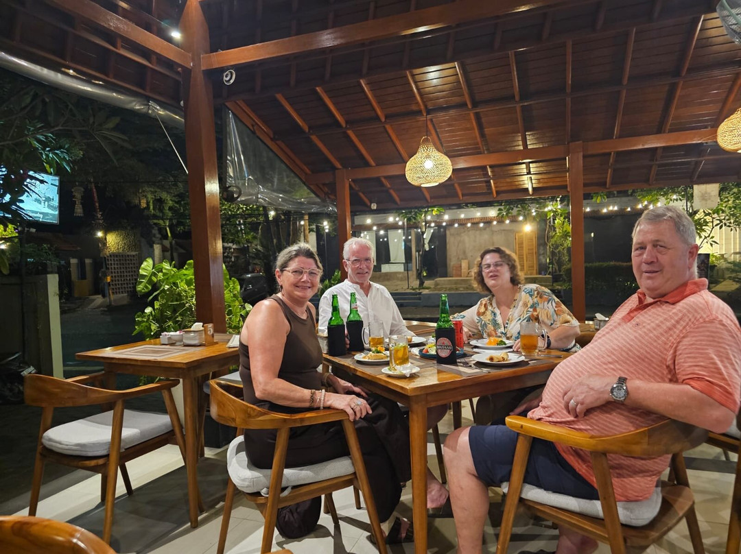 Kamboja Warung Sanur